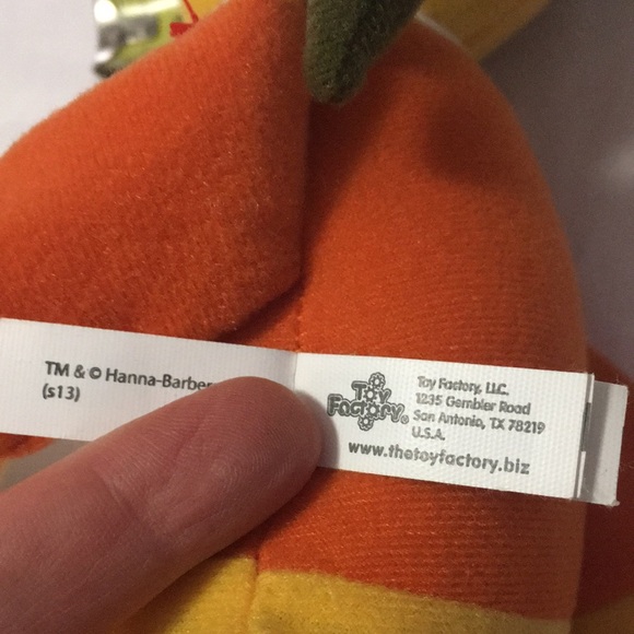 Genuine Hanna-Barbera “Hong Kong Phooey” new with tags martial arts plush dog - Picture 14 of 16